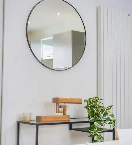 Silver Forest - Parking Prive Reims